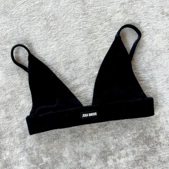 Iconic Rare JOAHBROWN Triangle Flex Rib Bralette Top in Black - Picture 3 of 4